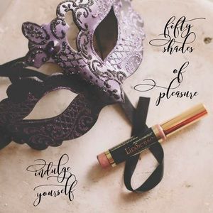 Meet your Posher, Casandra